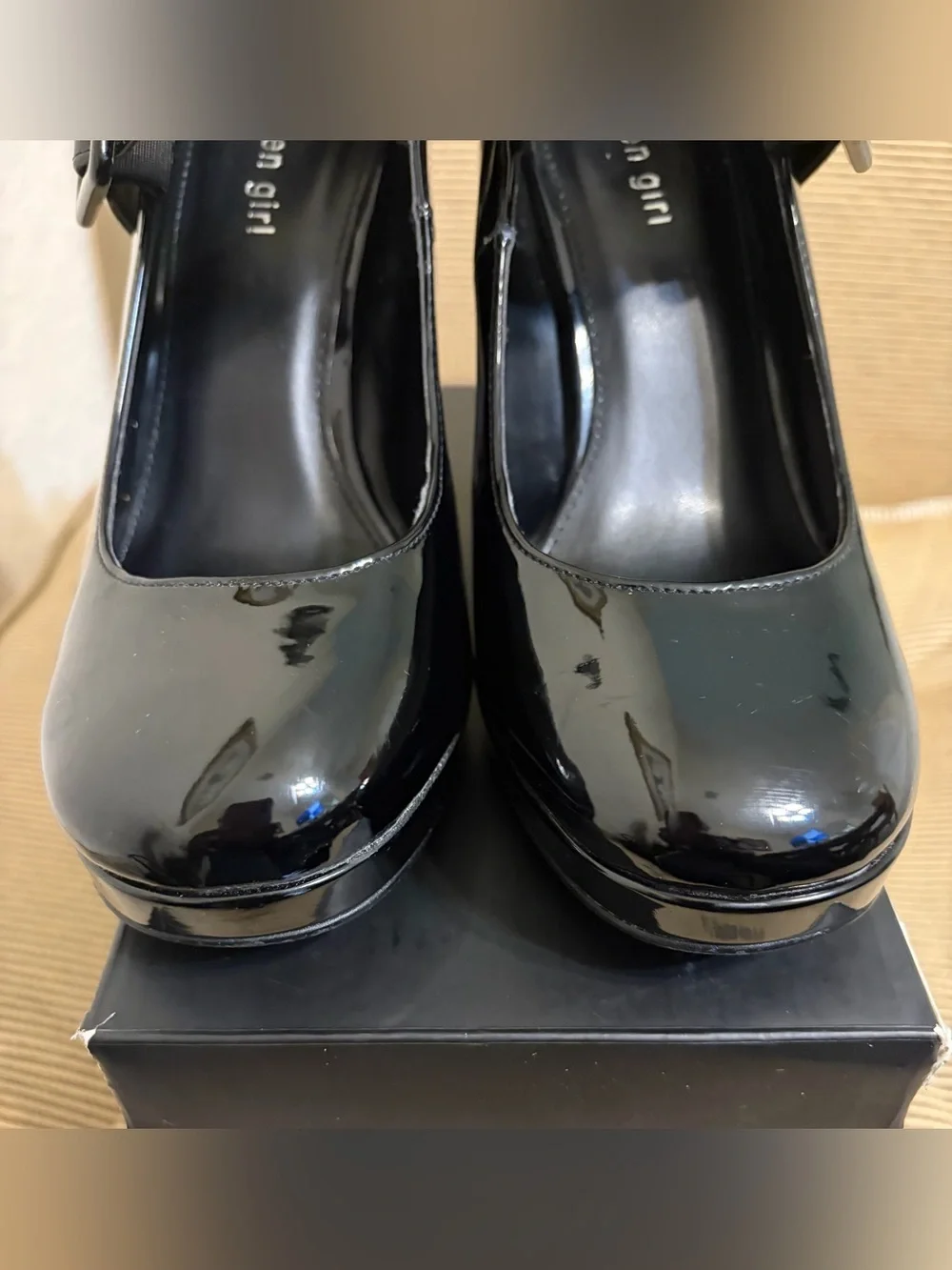 Madden Girl Women’s Ursulla Black Patent Leather Mary Jane Platform Pump, Size 8